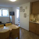 Dom Przy Swierku Appartement Elblag